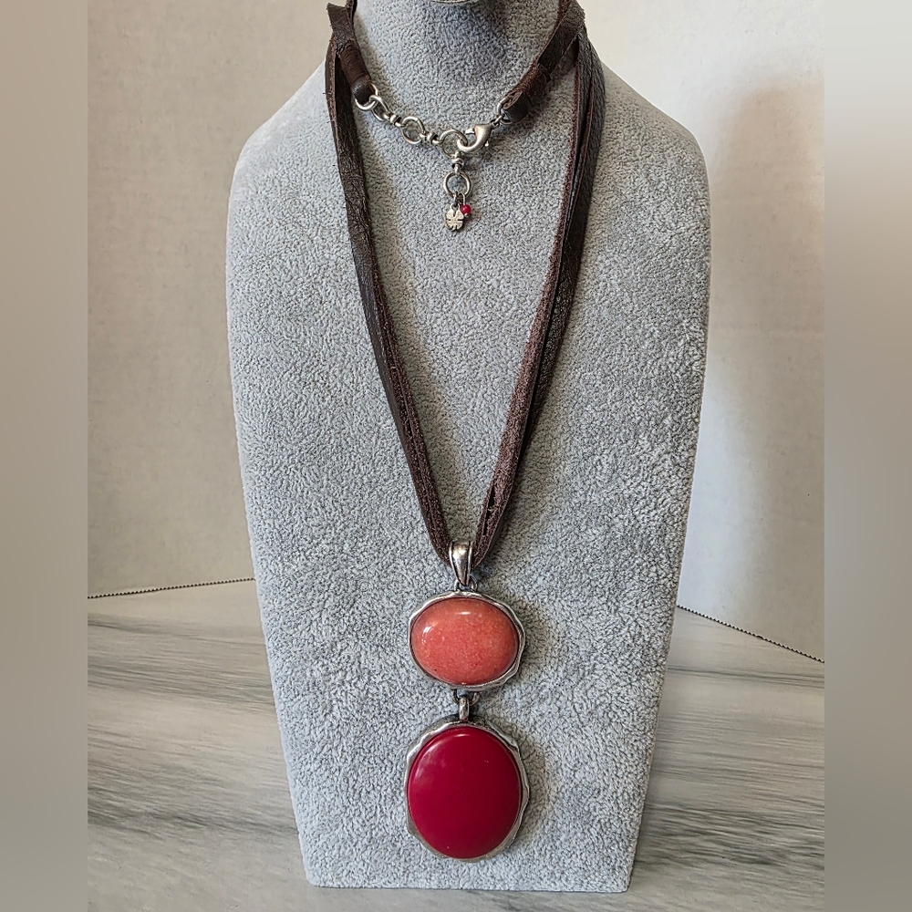 Vintage Lucky Brand necklace, 19" leather straps, with Red And Orange Stones